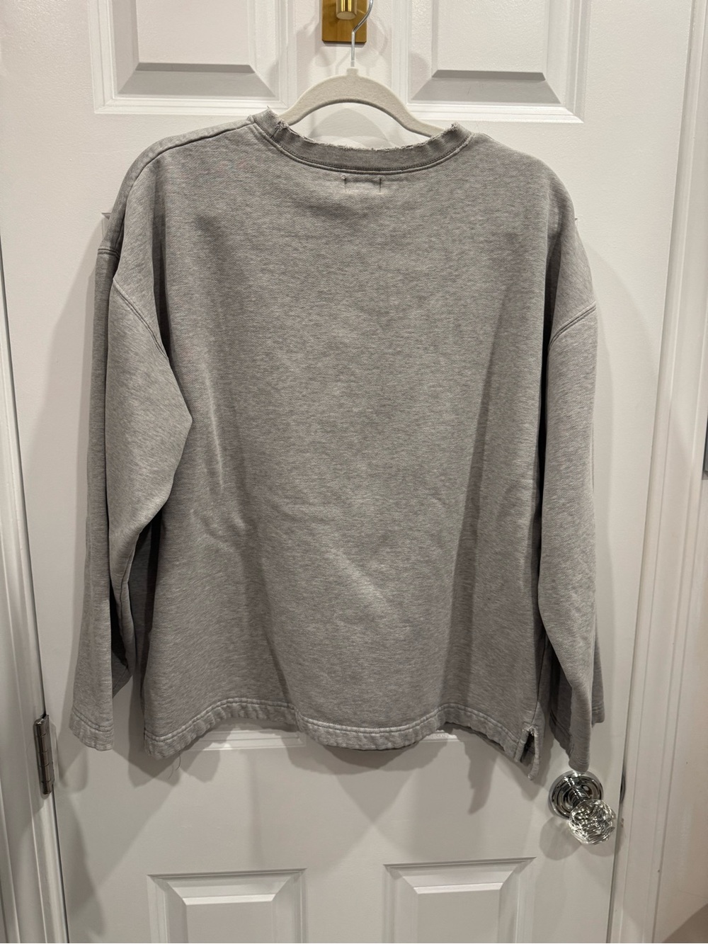 Vintage United Colors Of Benetton Gray Pullover Sweatshirt with Logo Tag - Picture 3 of 4
